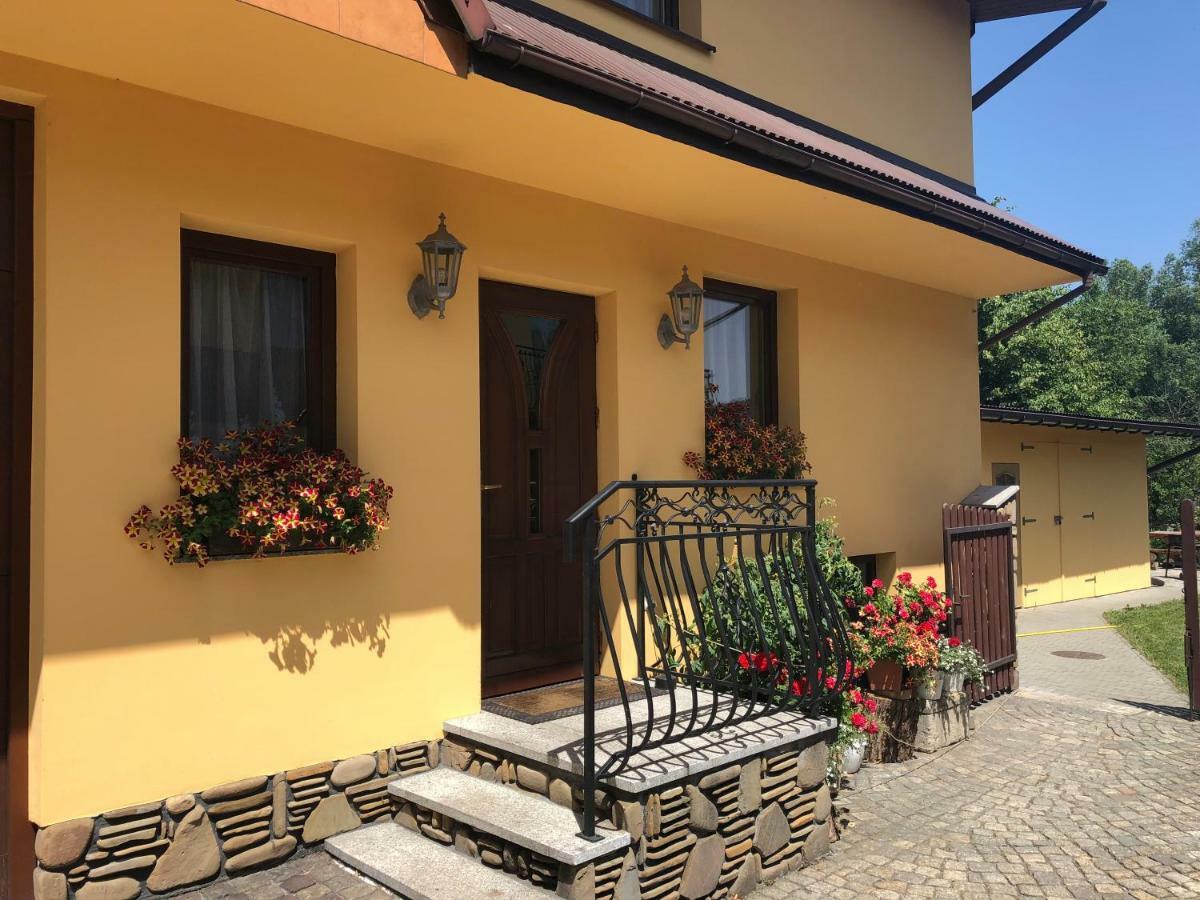 Apartament Miodowy Waksmund-Nowytarg ภายนอก รูปภาพ